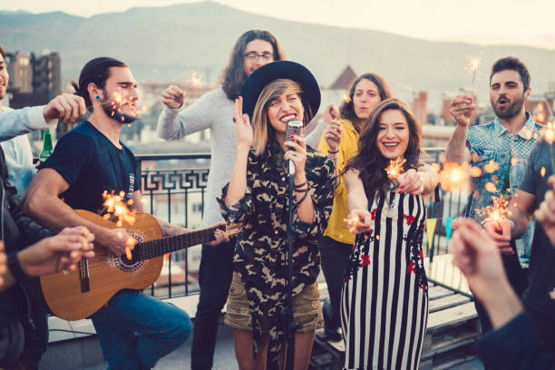 Whizolosophy | How To Hire a Professional Music Band for Party Entertainment?